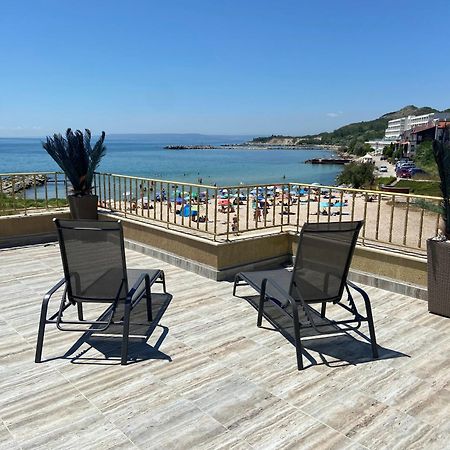 First Line On The Beach Cosy Sea Paradise Apartments カヴァルナ エクステリア 写真