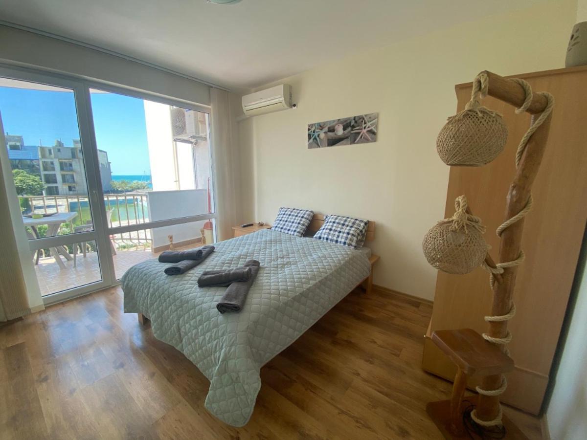 First Line On The Beach Cosy Sea Paradise Apartments カヴァルナ エクステリア 写真