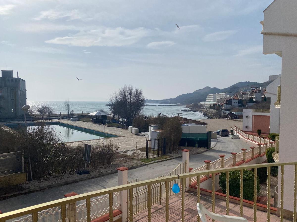 First Line On The Beach Cosy Sea Paradise Apartments カヴァルナ エクステリア 写真